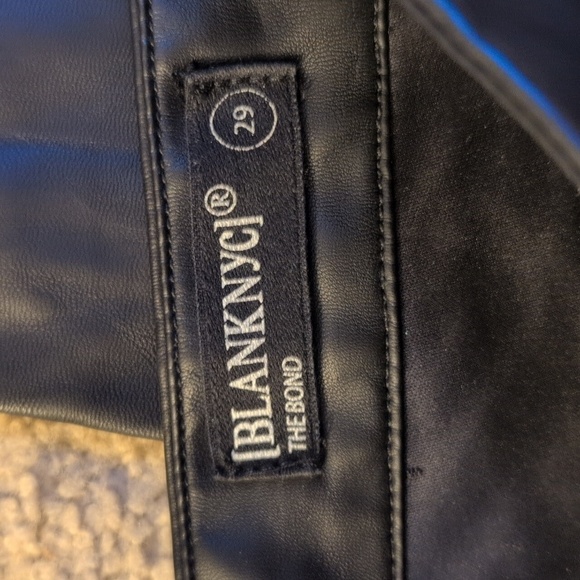 Blank NYC The Bond Faux Learher Skinny Leg Pants Size 29 - Picture 2 of 9